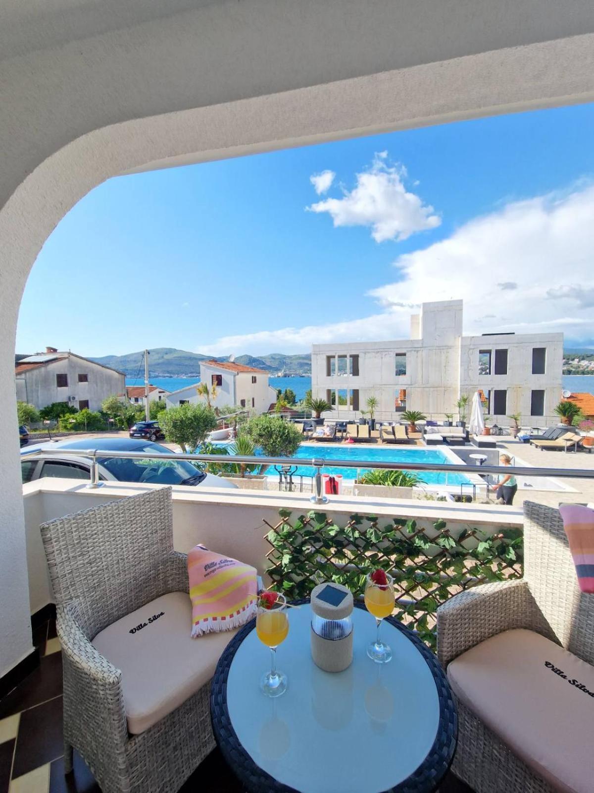 Apartment Silva With A View Of Sea