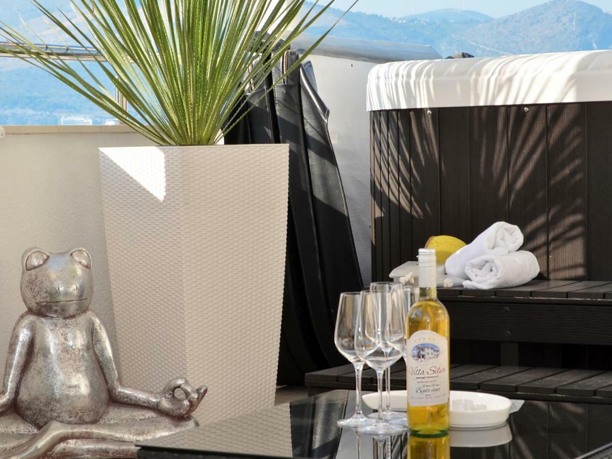 Silva With A View Of Sea Appartement Trogir